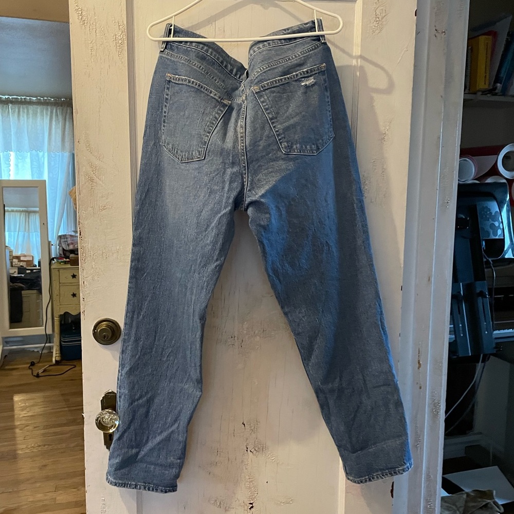 Gap “mom” Jean